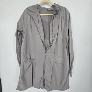 Lululemon stroll city grey silver jacket midi leghnth size 10